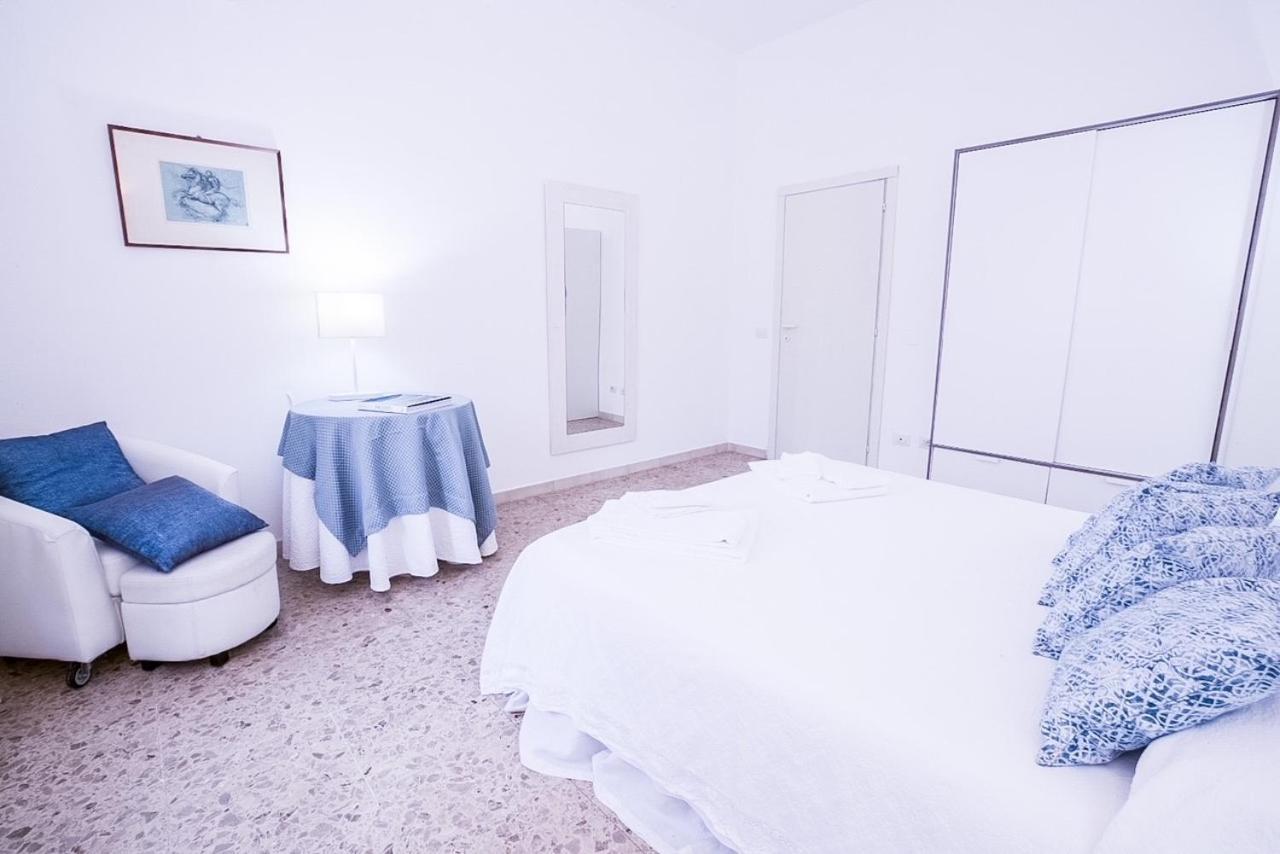 Liguria Garden Apartment Олбия Екстериор снимка