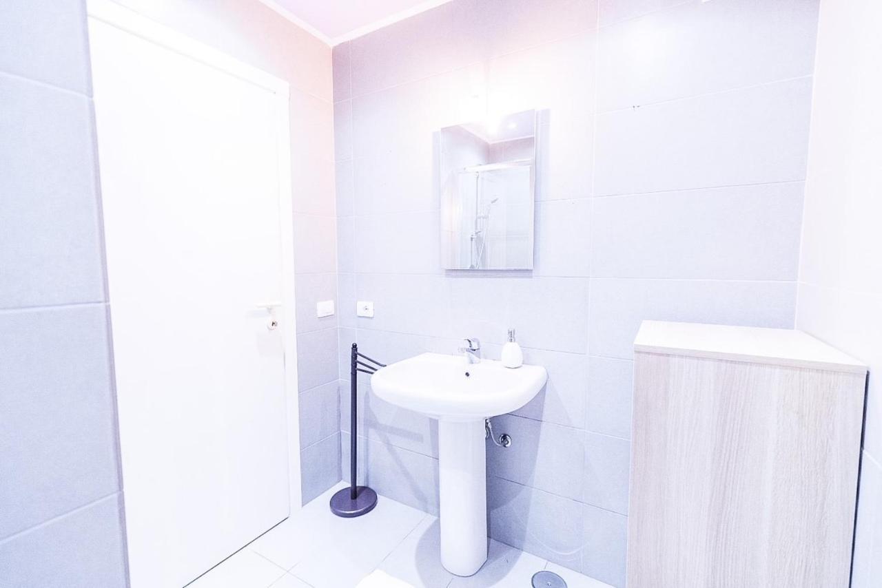 Liguria Garden Apartment Олбия Екстериор снимка