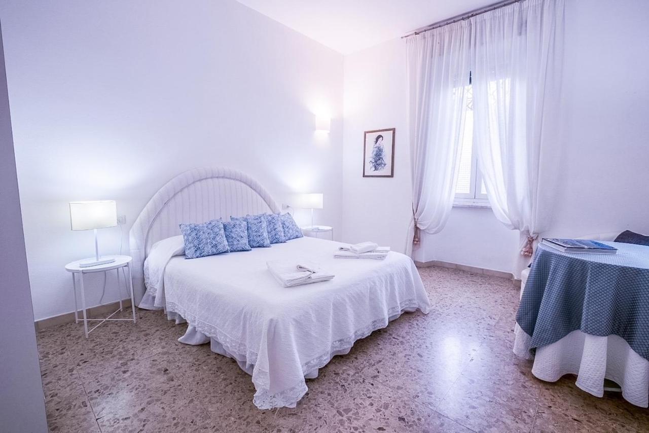 Liguria Garden Apartment Олбия Екстериор снимка